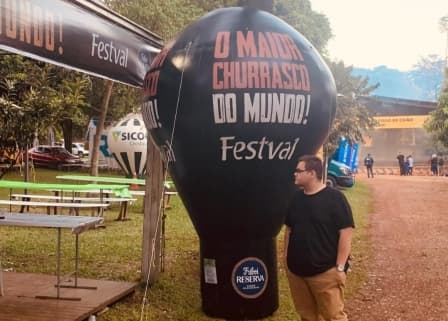 BALAO_INFLAVEL_ADRIANOPOLIS | InflaUp Balão inflável em Adrianópolis — InflaUp fabrica balão inflável personalizado para feiras, eventos e PDV no Paraná.