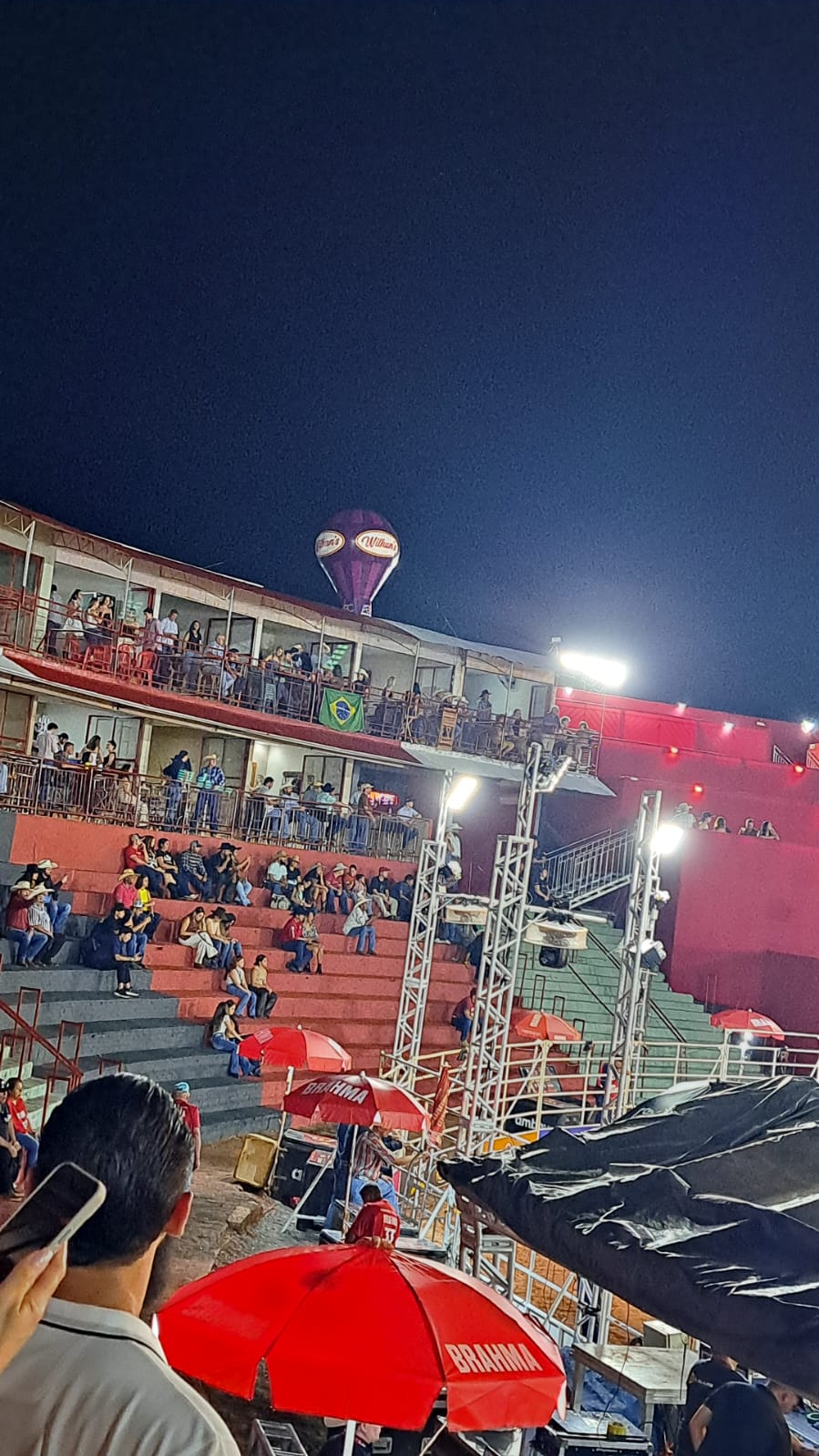 Produção de balão inflável na fábrica